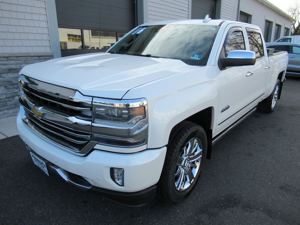 2016 Chevrolet Silverado 1500 High Country's photo