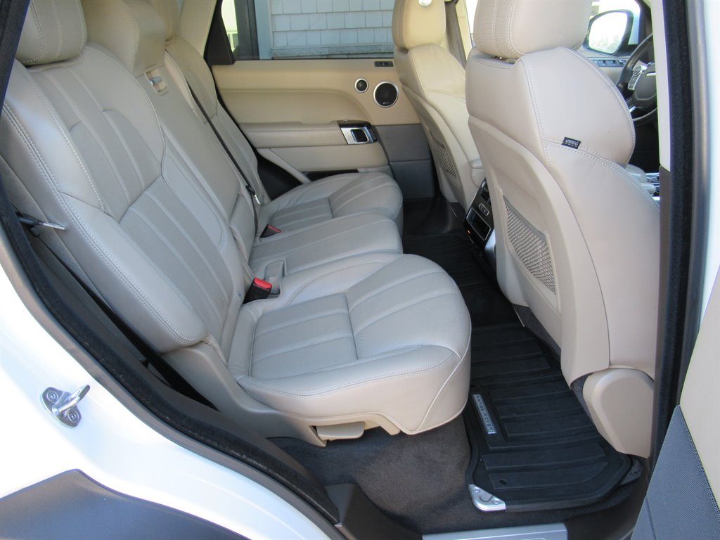 2016 Land Rover Range Rover Sport HSE - Photo 24