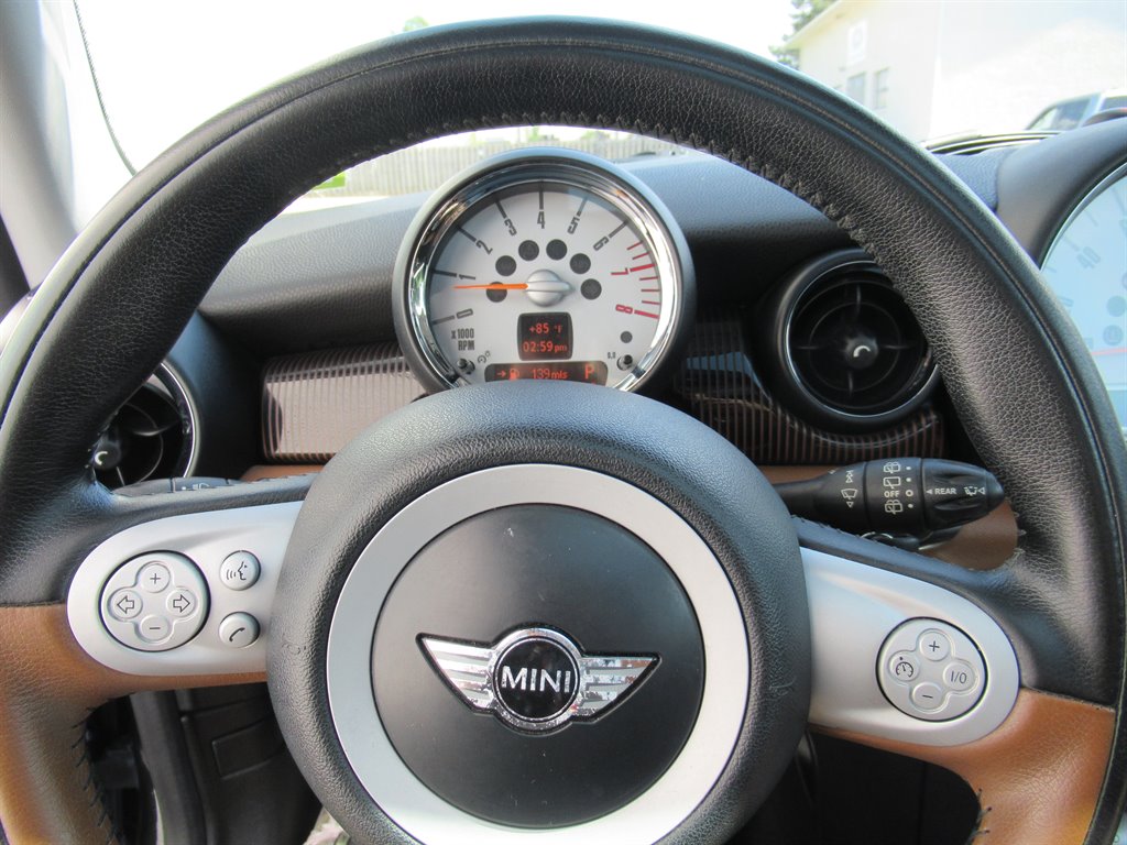 2010 MINI Cooper Base - Photo 11