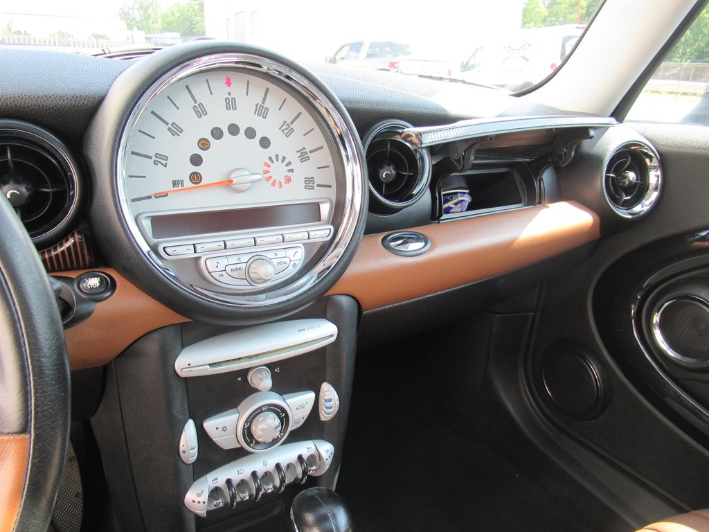 2010 MINI Cooper Base - Photo 12