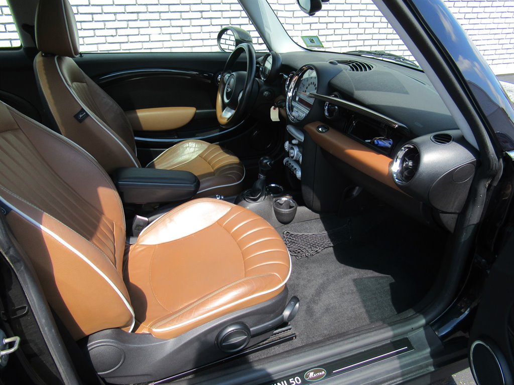 2010 MINI Cooper Base - Photo 13