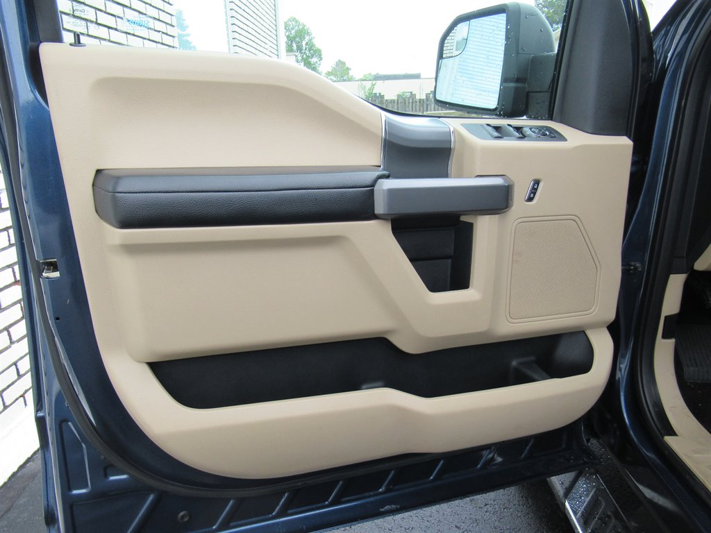 2015 Ford F-150 XLT - Photo 11