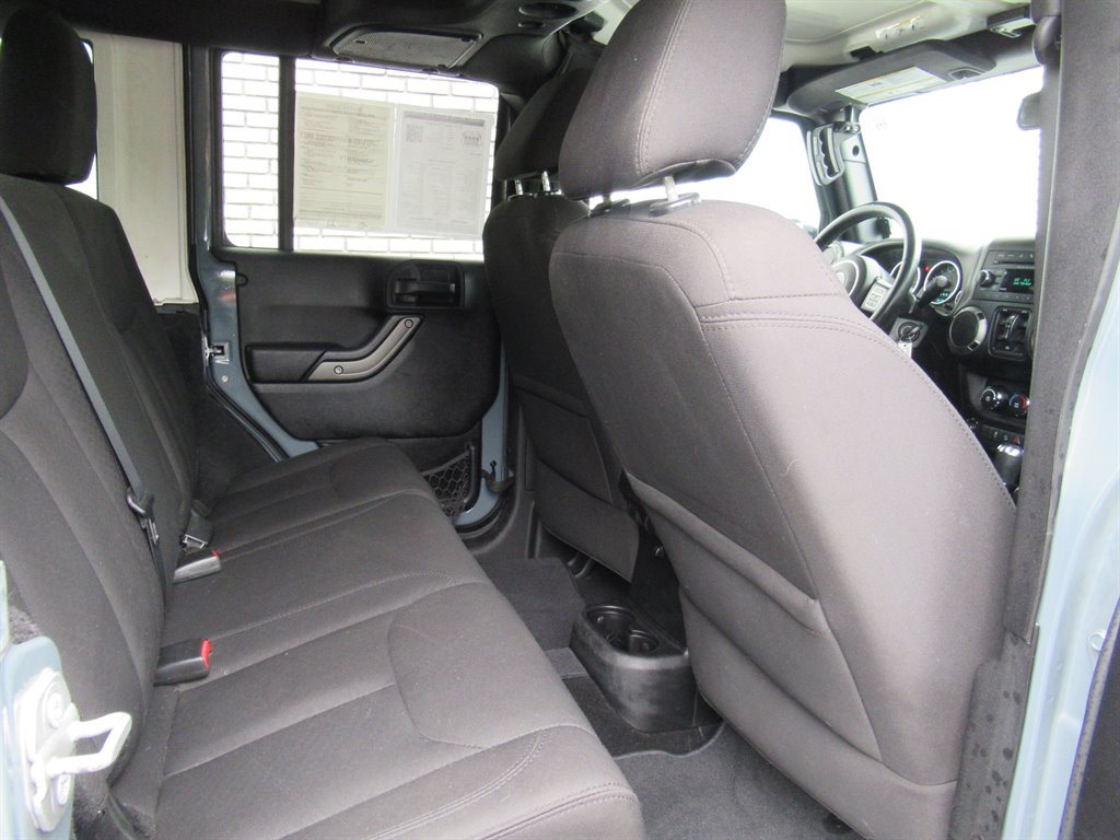2015 Jeep Wrangler Unlimited Sport - Photo 17